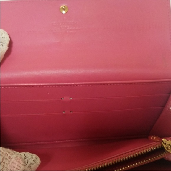 Louis Vuitton Pink Sarah Vernis Leather Wallet - Picture 4 of 12